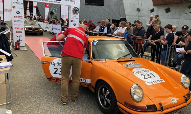 Tour Auto 2018. Etape à Megève pour 230 sportives anciennes